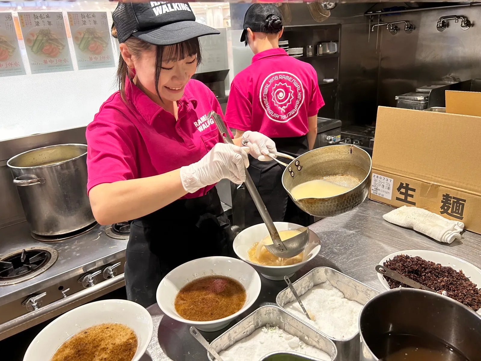 ラーメン RAMEN WALKING POPUPラーメン ミッドタウン八重洲店の画像2
