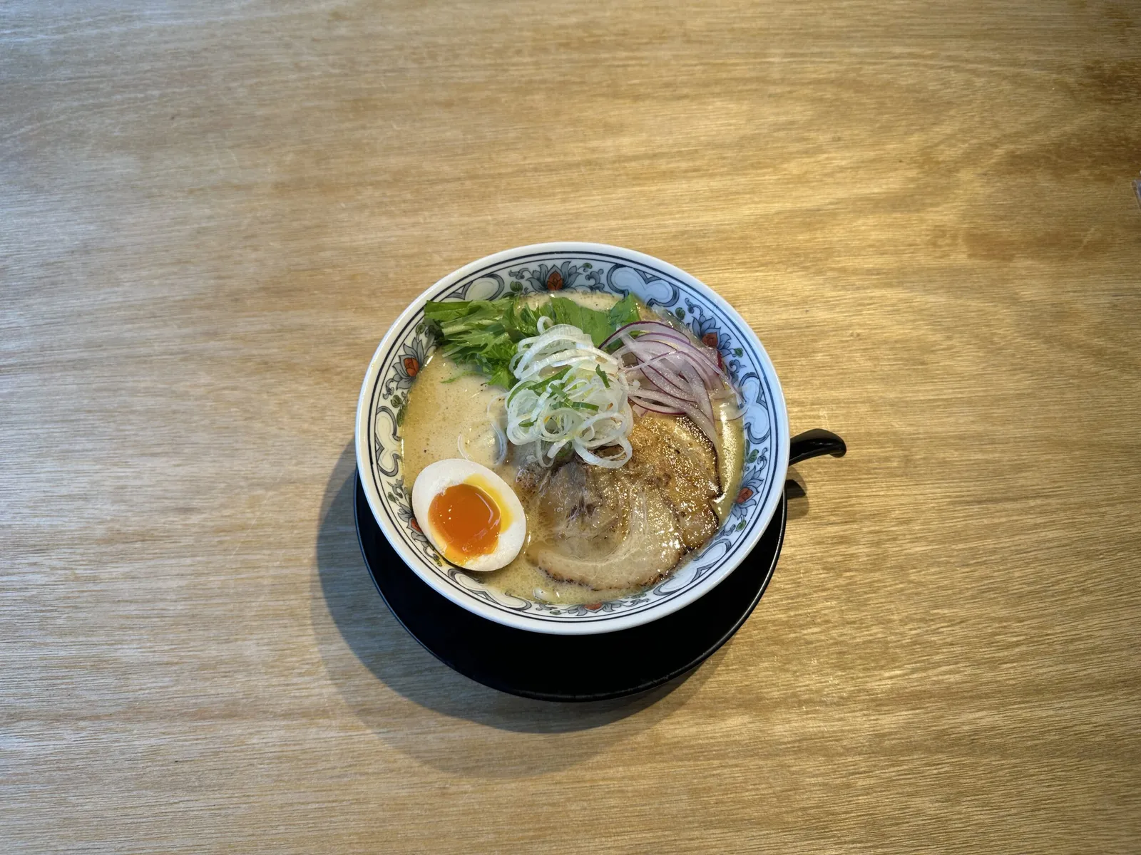 「泡」家系ラーメン薩摩家 伊丹店の画像1