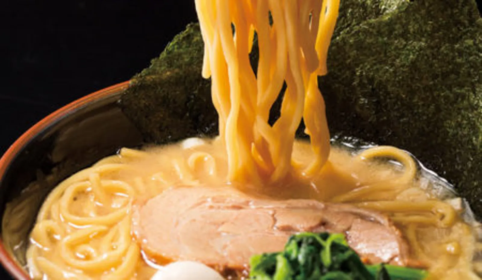 横浜家系ラーメン 壱角家 新宿3丁目店の画像1