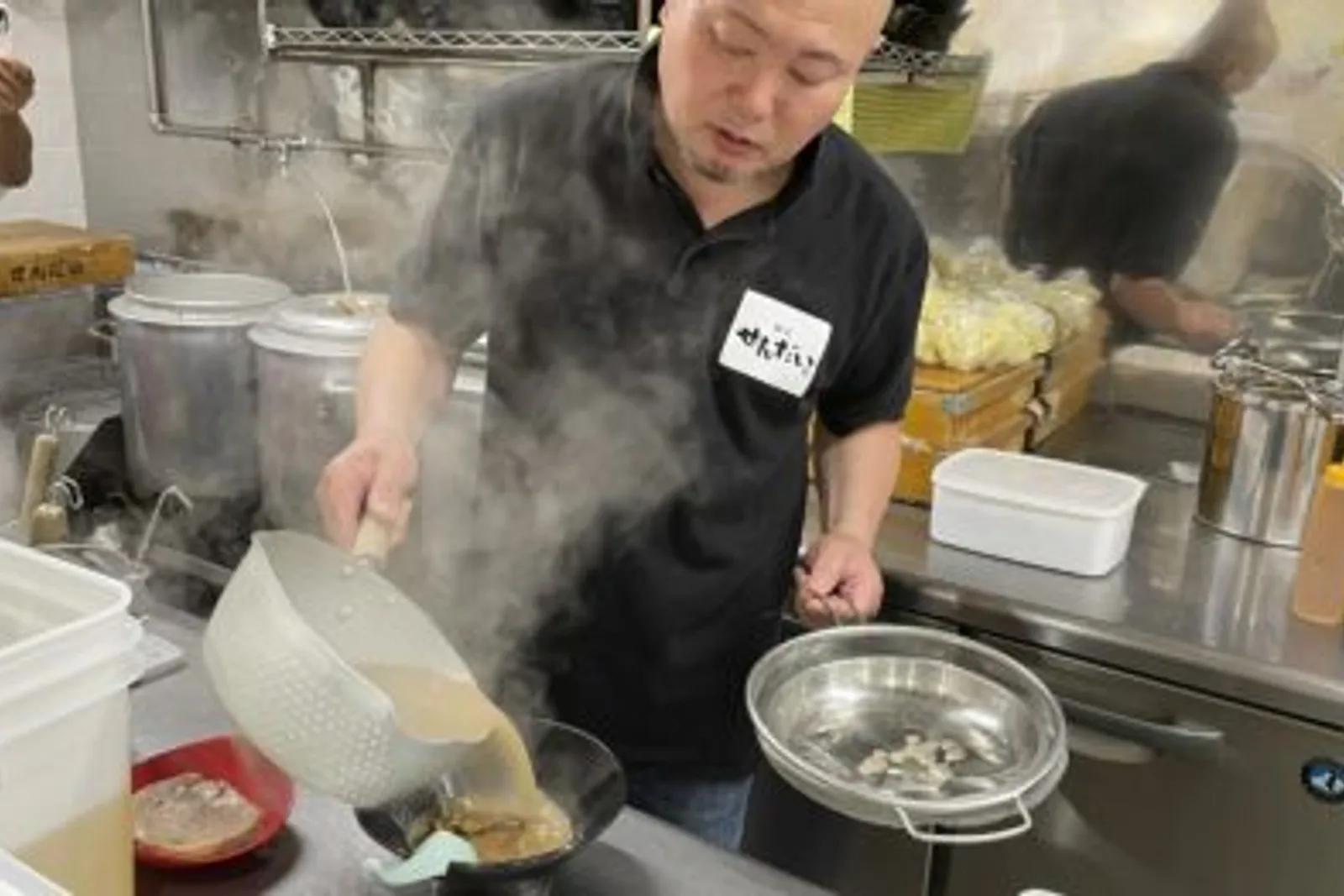 豚骨醤油ラーメン らーめん家せんだいのイメージ