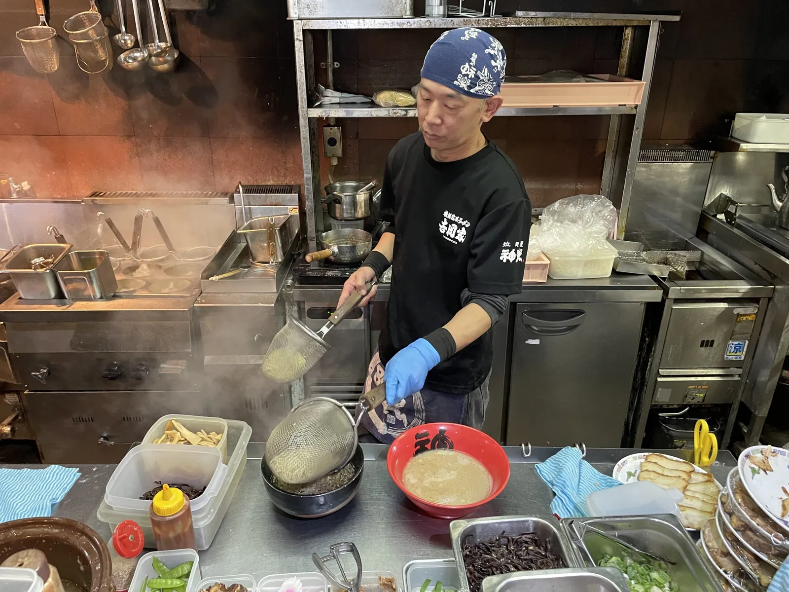 牛骨ラーメン ごっつお神楽 イオン鳥取店の画像1