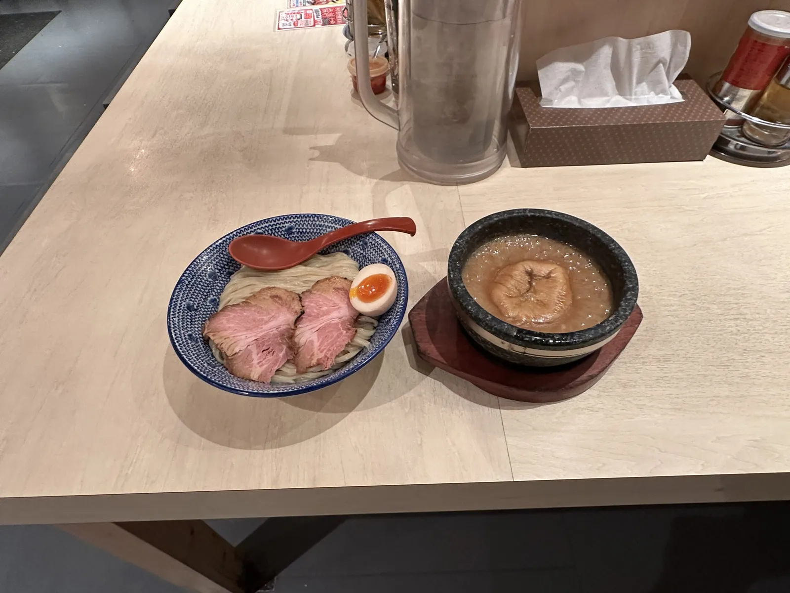 「泡」家系ラーメン薩摩家 伊丹店の画像1