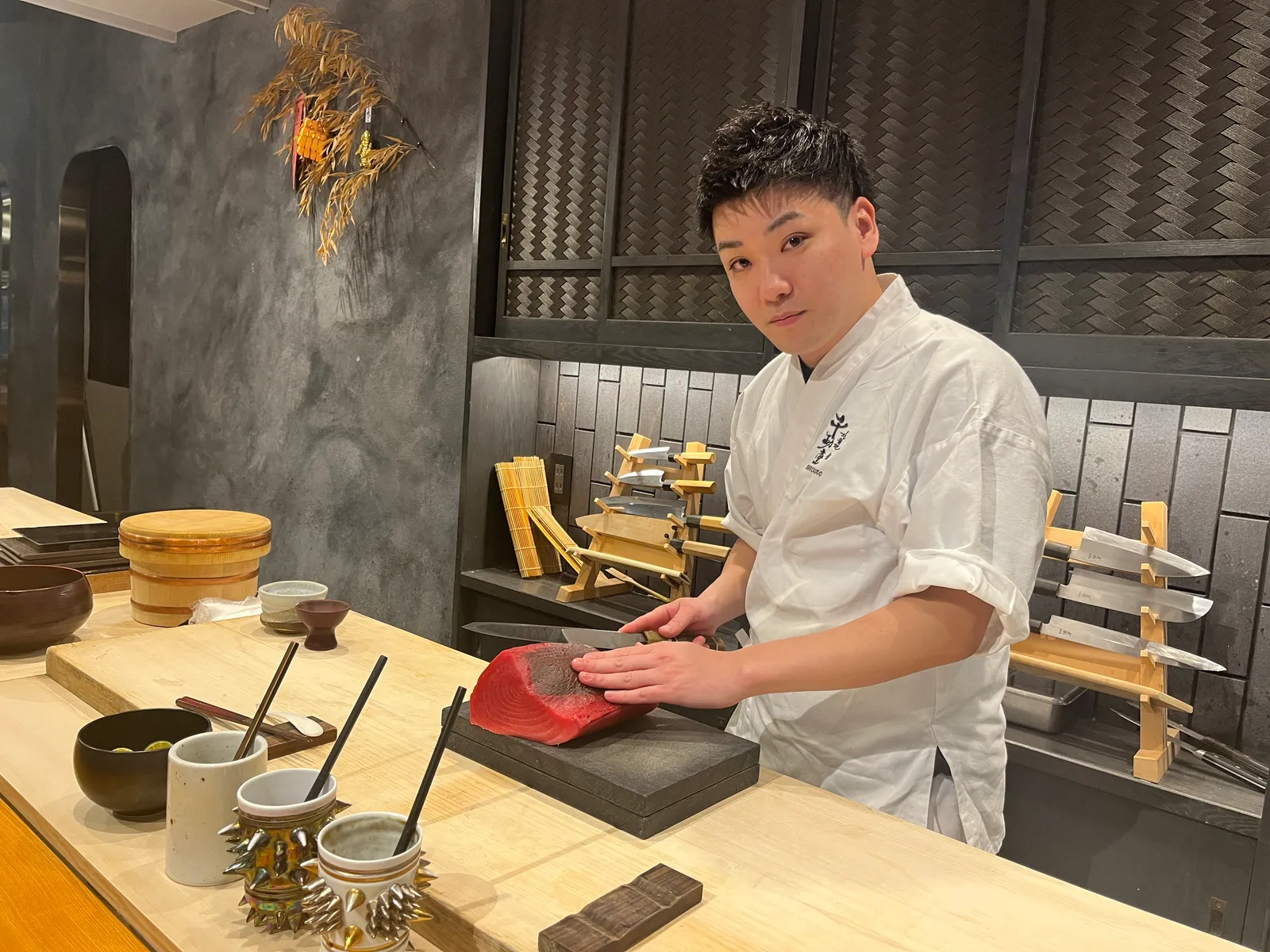 寿司 天満酒場 すし金 天満店の画像1