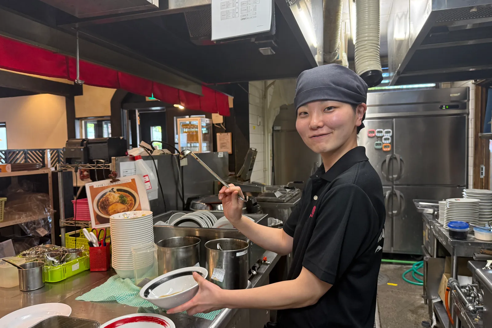ラーメン とんこつ鶏ガラ醤油 ばり馬のイメージ