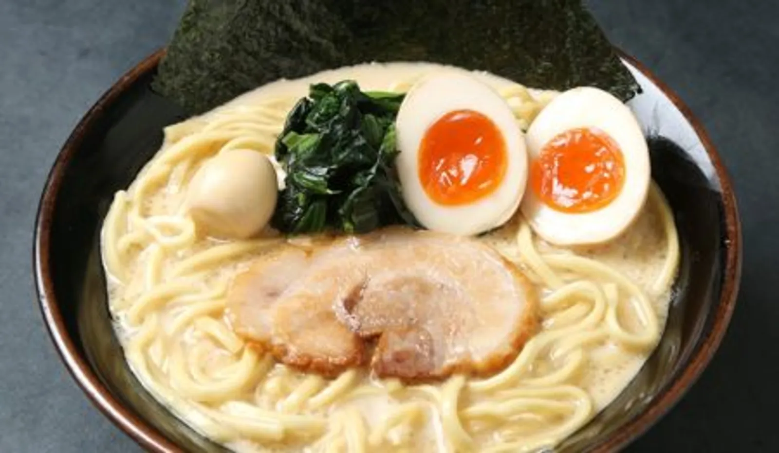 横浜家系ラーメン 壱角家 大門店の画像1