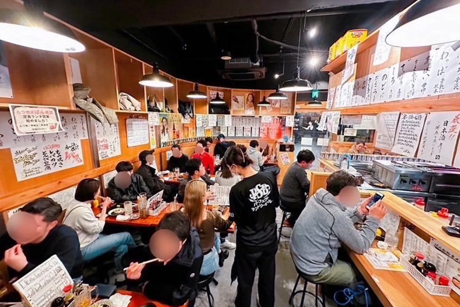 居酒屋 もつ焼きばん 五反田店