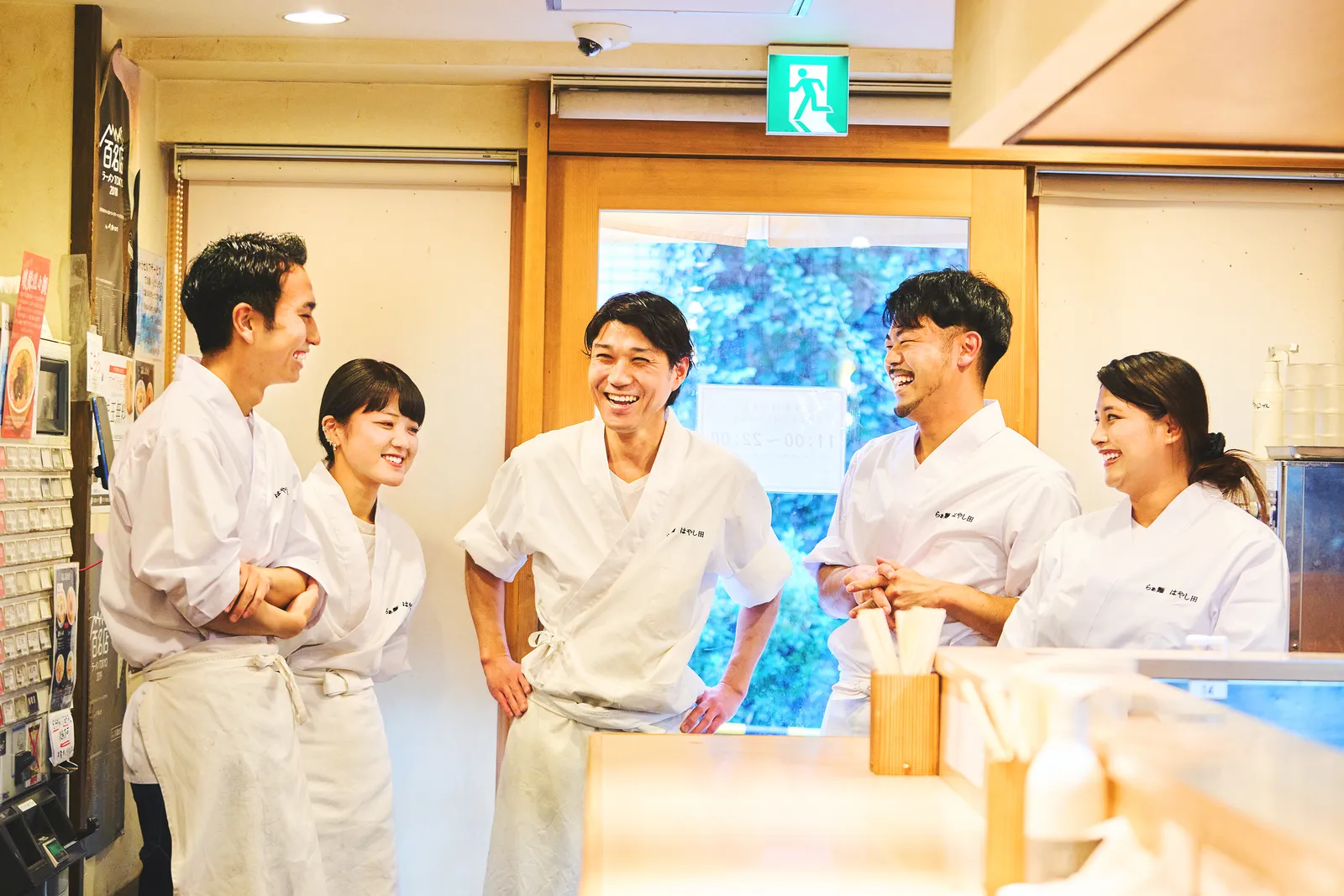 醤油ラーメン らぁ麺 はやし田 赤羽店