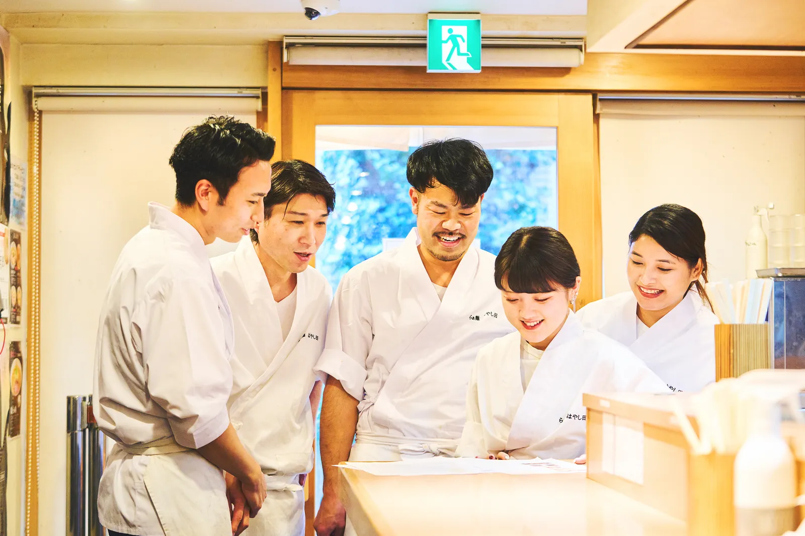 醤油ラーメン らぁ麺 はやし田のイメージ