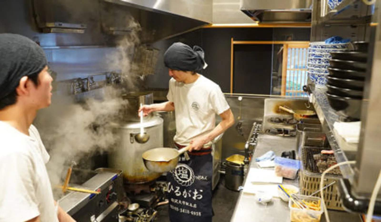 塩ラーメン ひるがお 人形町店の画像2