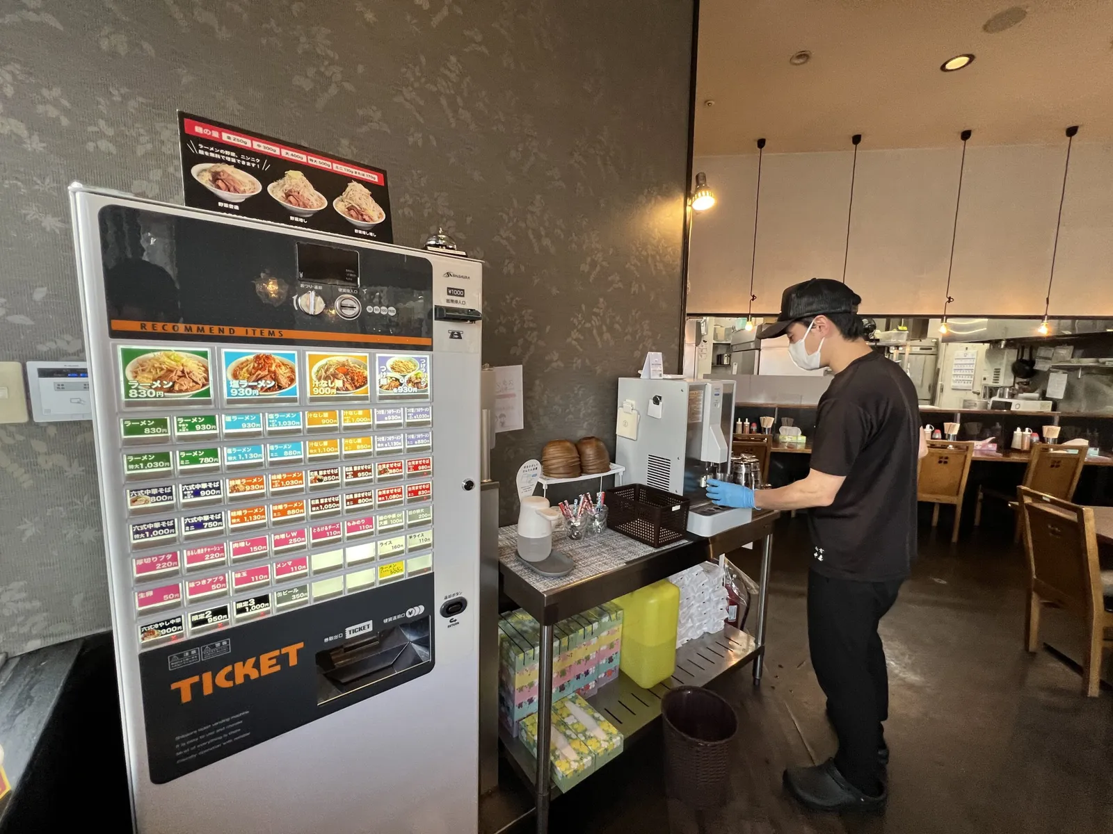 二郎系インスパイアラーメン 麺とび六方 エルサあづみ野店の画像2
