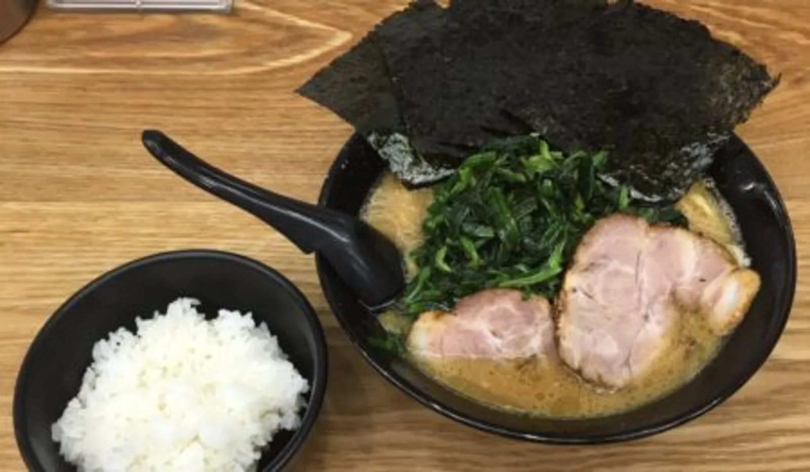 家系ラーメン せい家 三軒茶屋店の画像1
