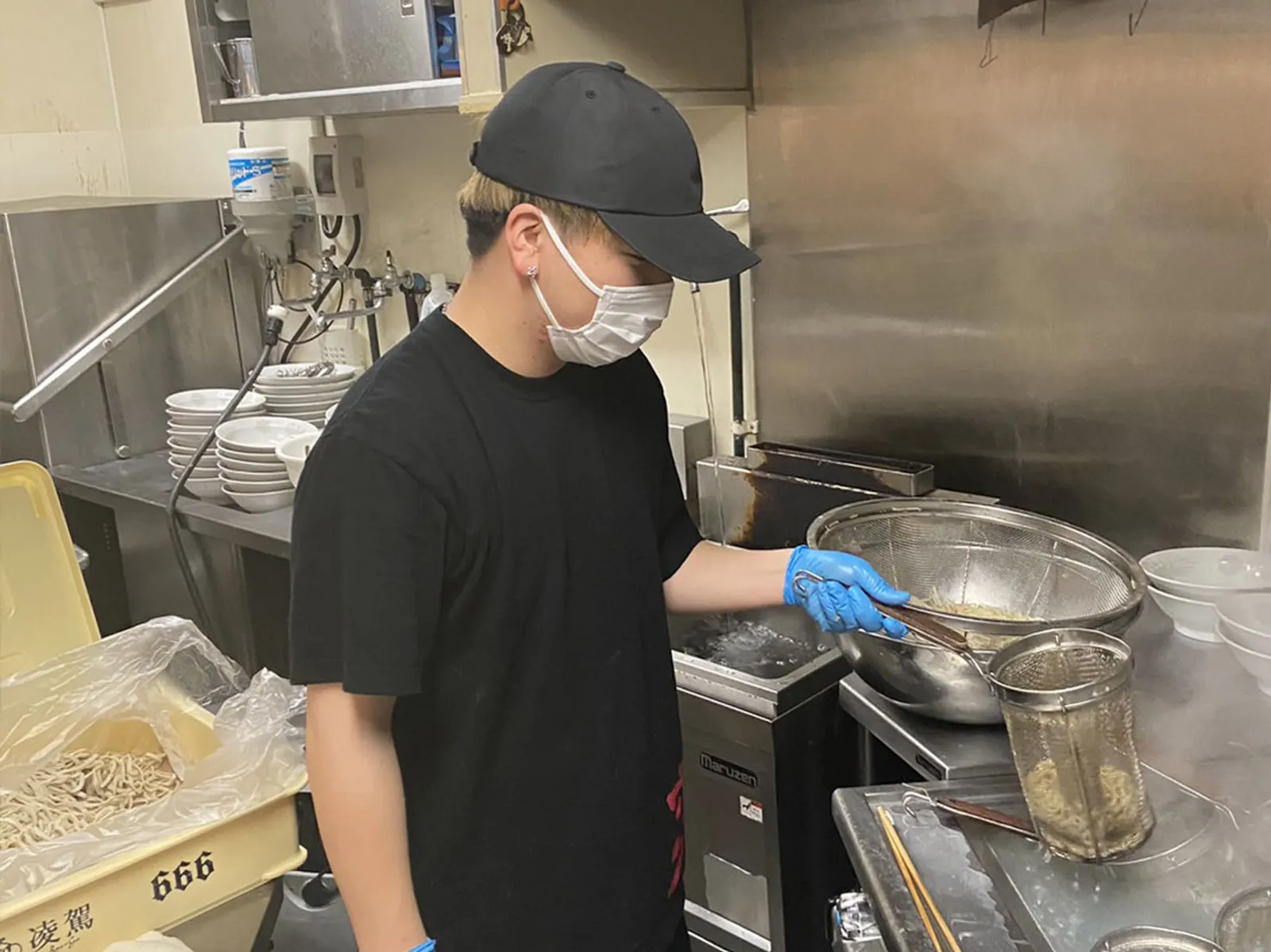 二郎系インスパイアラーメン 麺とび六方 長野店の画像2