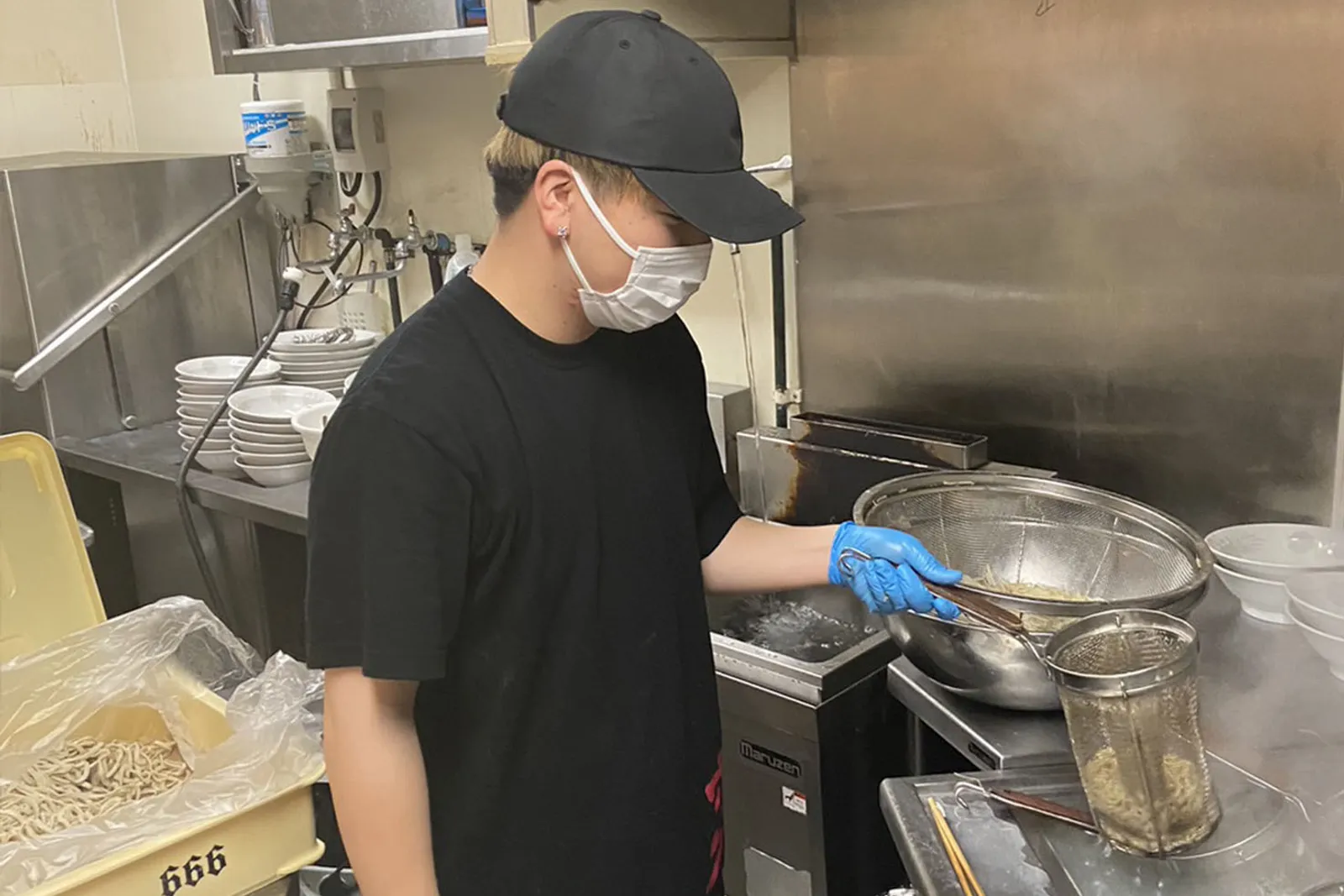 二郎系インスパイアラーメン 麺とび六方のイメージ