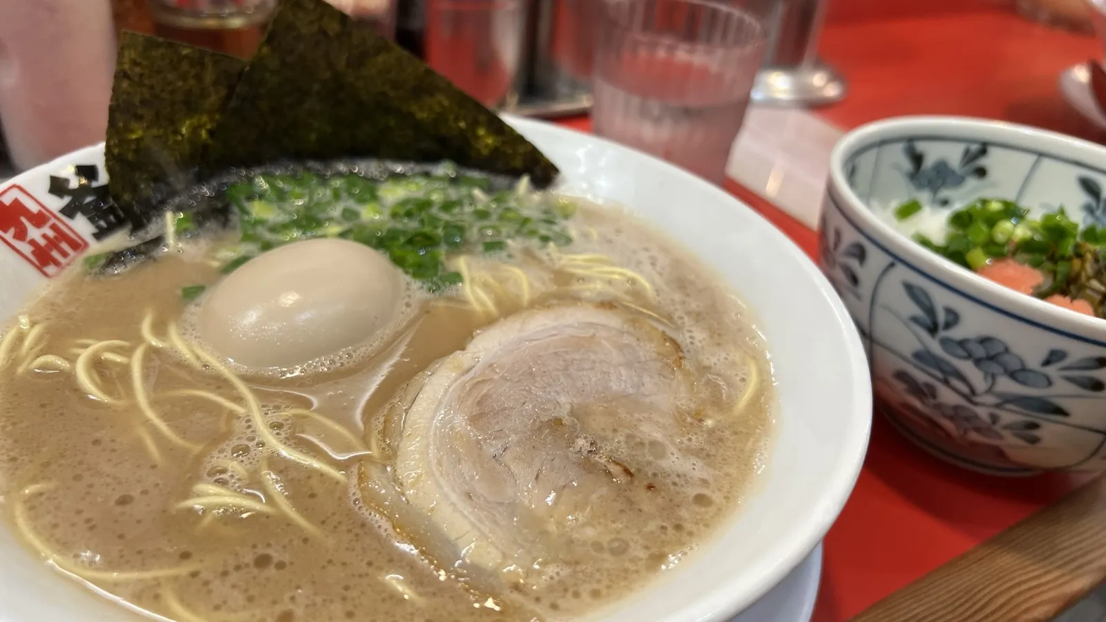 豚骨ラーメン がっとん 京急鶴見店の画像1