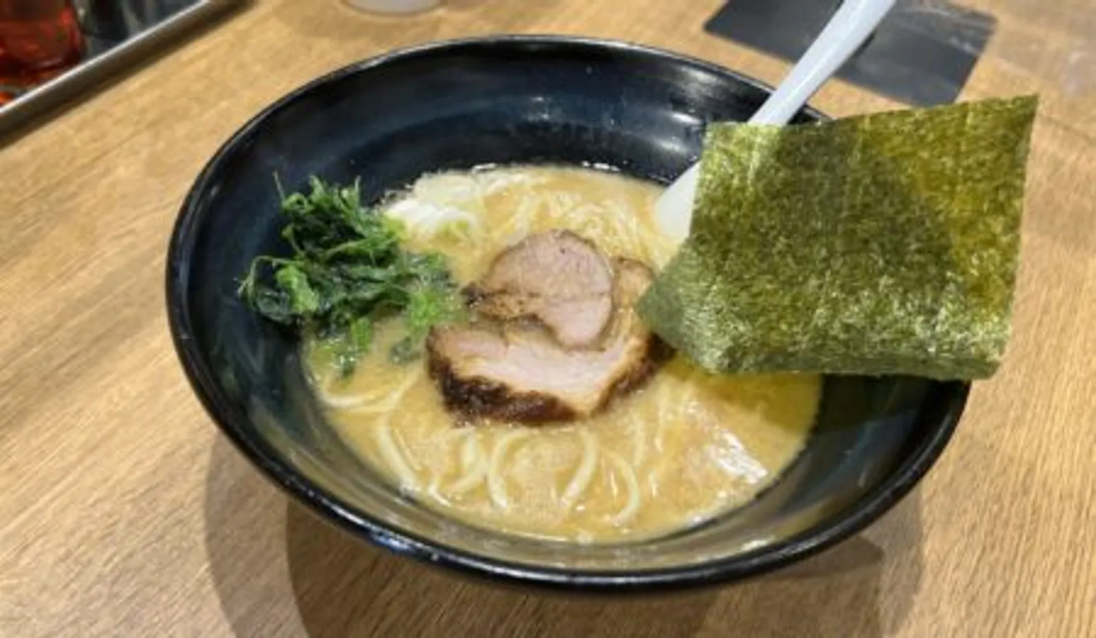 醤油豚骨ラーメン しょうゆのおがわや 小宮店の画像2