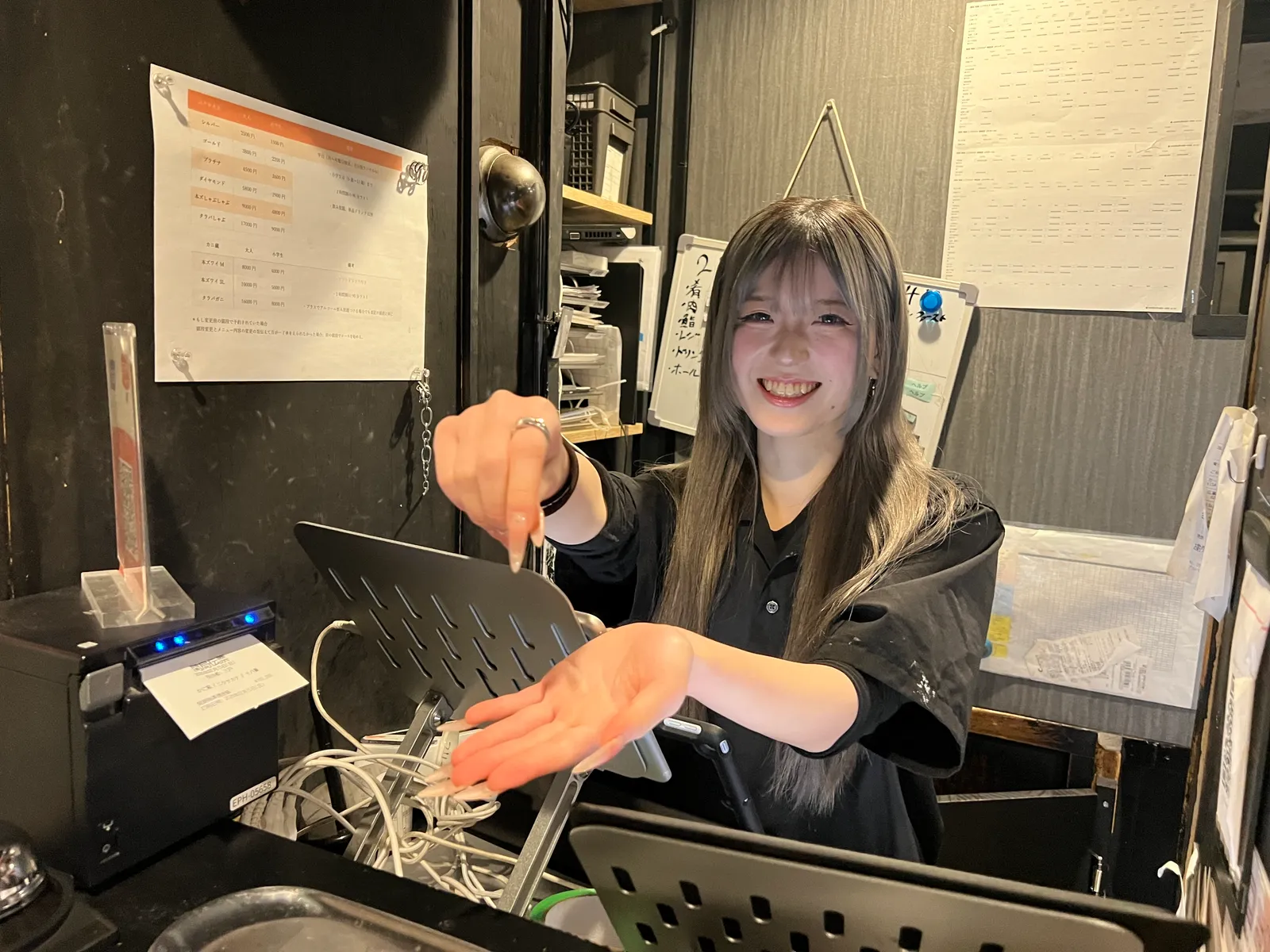 居酒屋 焼肉 海鮮 ニクサカナ 梅田東通店の画像1