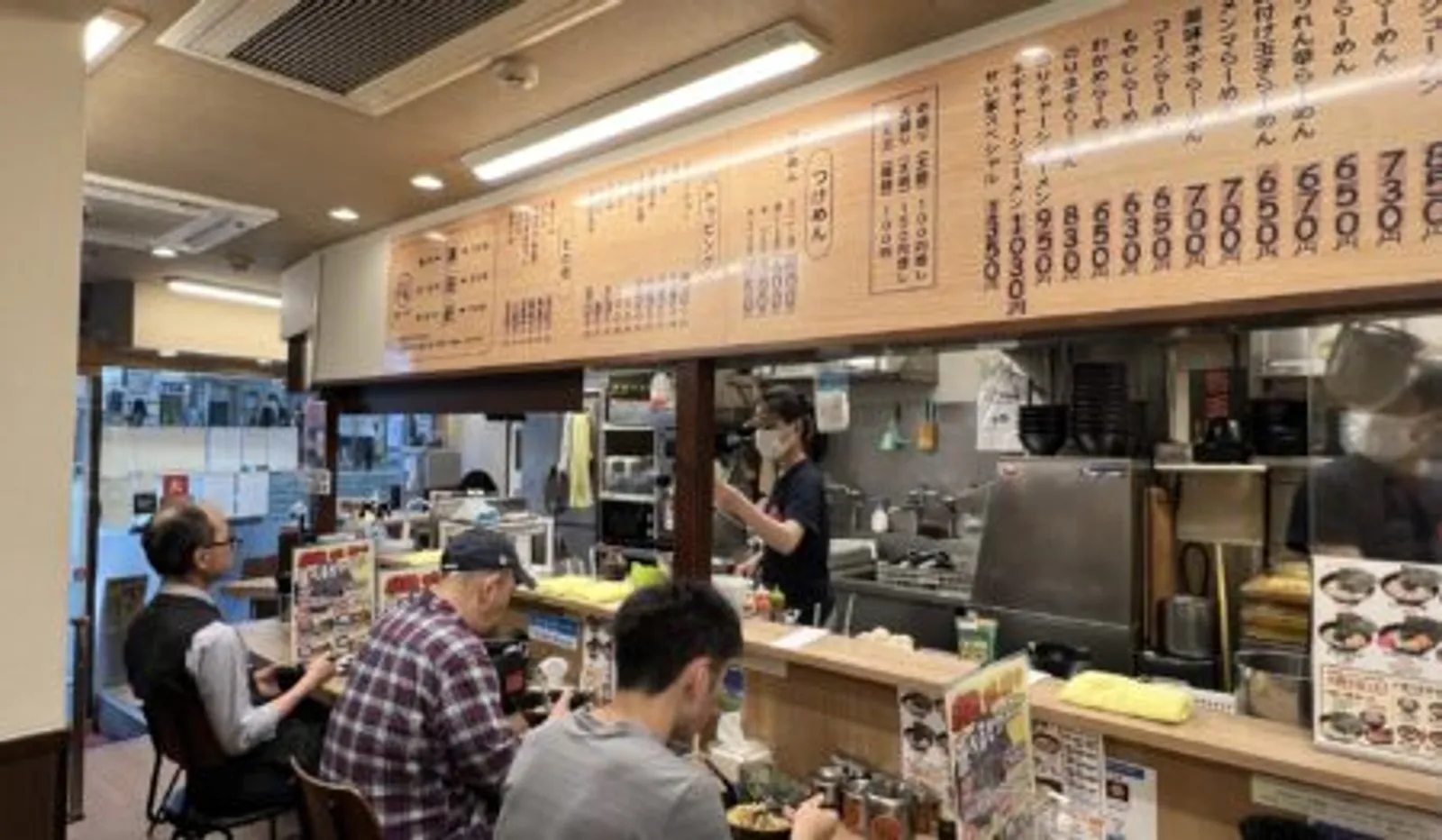 家系ラーメン せい家 所沢店の画像1