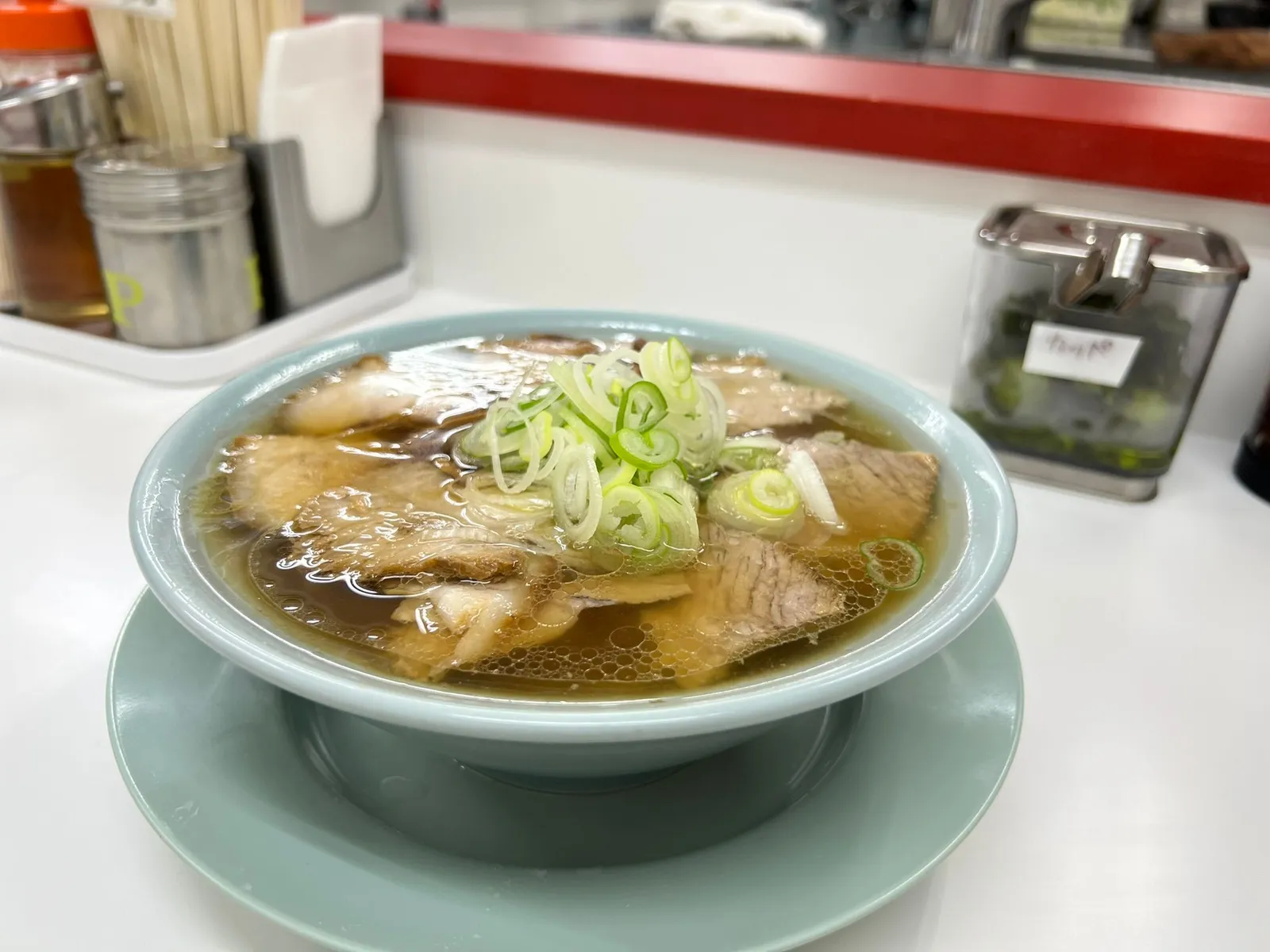 ラーメン・中華そば 新橋ニューともちん 五反田店の画像2