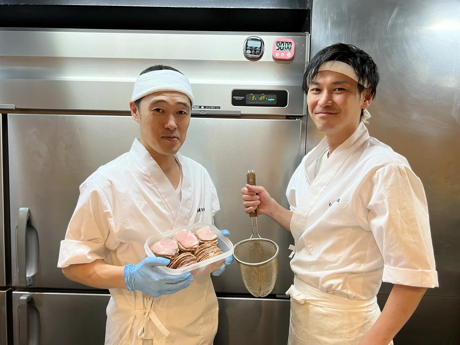 醤油ラーメン らぁ麺 はやし田 池袋店の画像2