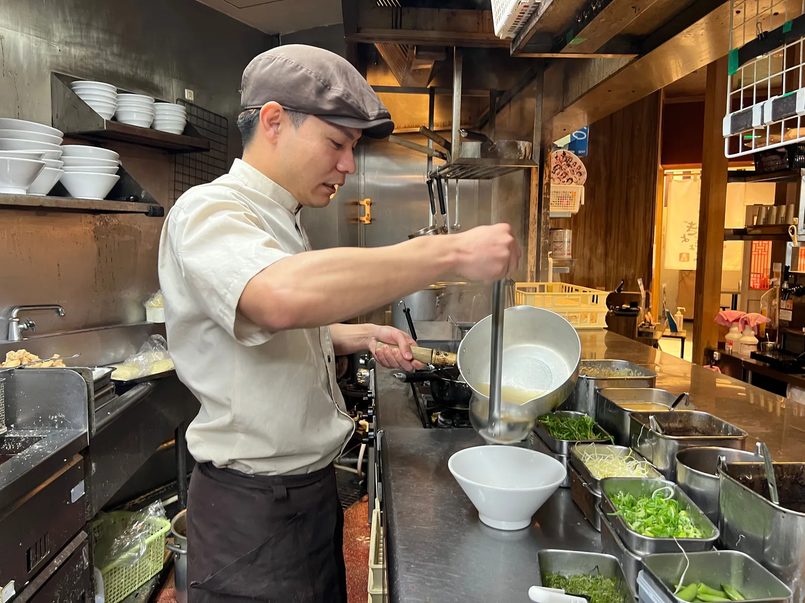 塩ラーメン ぎょぎょぎょ なんばパークス店の画像1