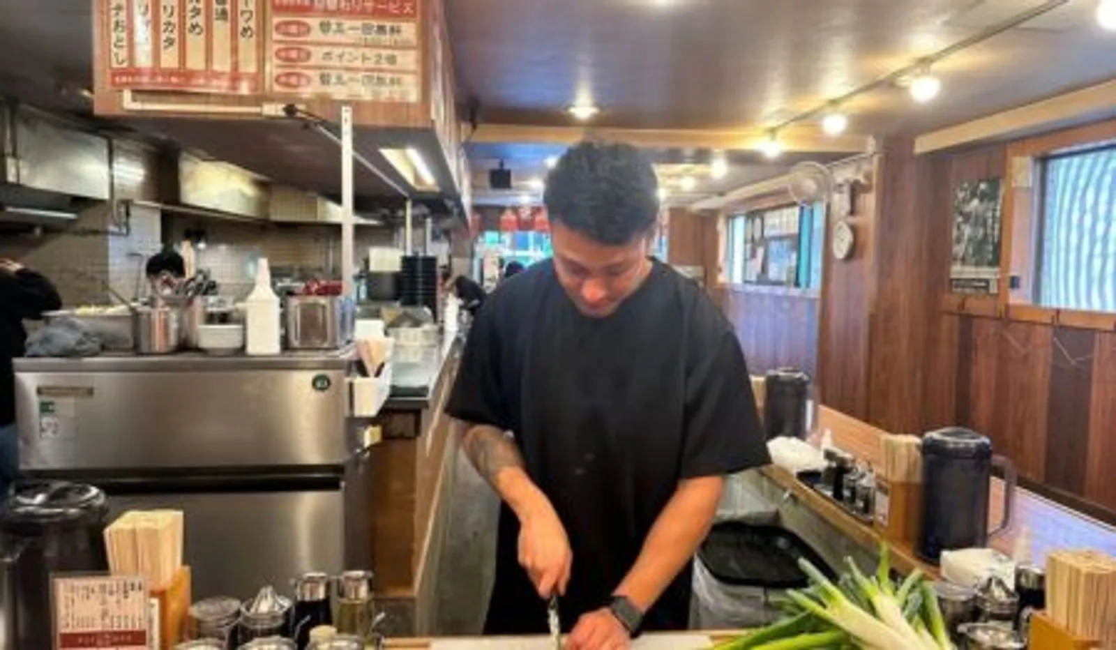 豚骨醤油ラーメン 百麺 世田谷店の画像2